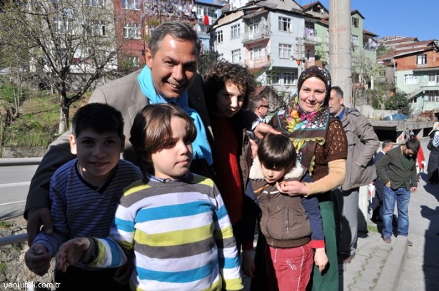 "OĞLUMU ZORLA MİTİNGLERE ÇAĞIRIYORLAR!.."