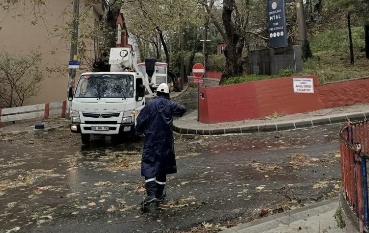 Başkent Edaş fırtına öncesi hazırlıklarını tamamladı