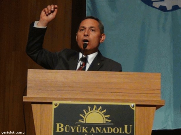 "HALKIMIZLA VE İŞÇİMİZLE HER ZAMAN YAN YANA OLACAĞIZ"