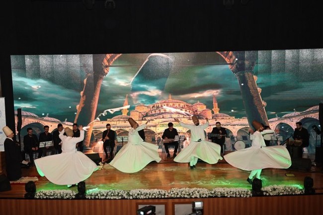 Kayseri Talas'tan Şeb-i Arus'a erken kutlama