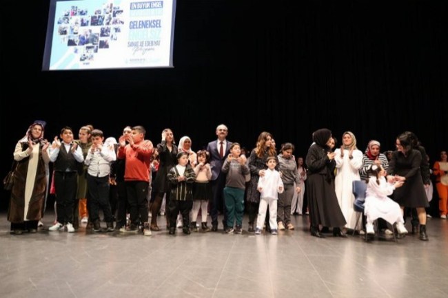 Kocaeli Çayırova'da sanat engel tanımadı