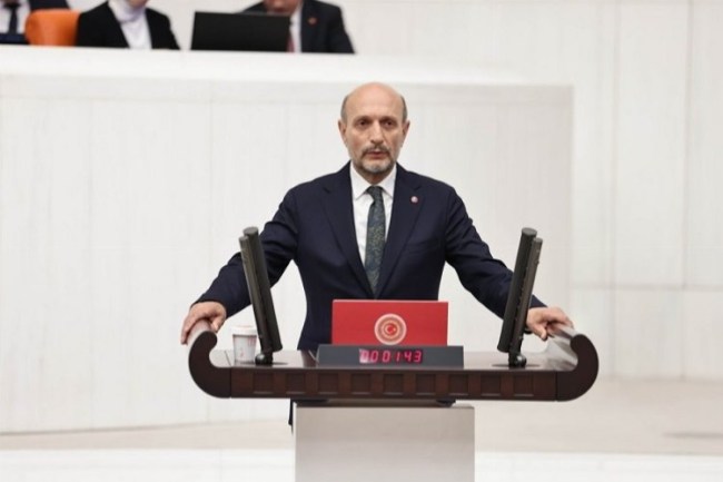 Saadetli Atmaca'dan iktidara 'konut' eleştirisi