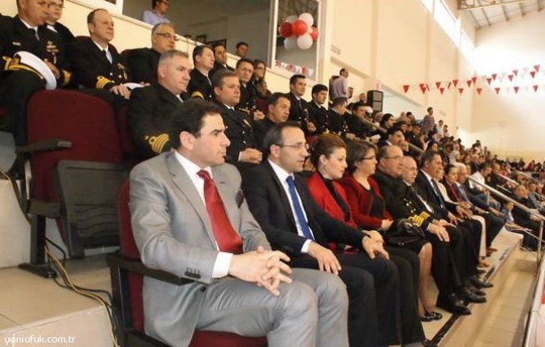 23 NİSAN EREĞLİ''DE KUTLANDI, CHP'LİLER KUTLAMALARA KATILMADI!..