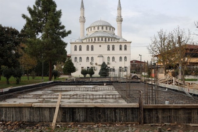 Kocaeli Köseköy'de meydan düzenlemesi başladı