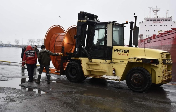 Bozhane Limanında deniz kirliliği tatbikatı