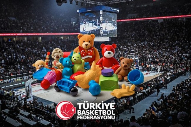 Depremzede çocuklar için haydi İzmit'in Perilerinin maçına!