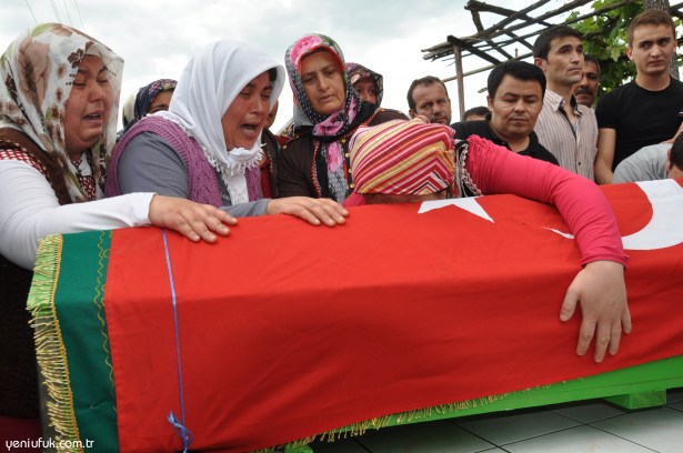 "BAK İŞTE ŞEHİT OLDUN!.."