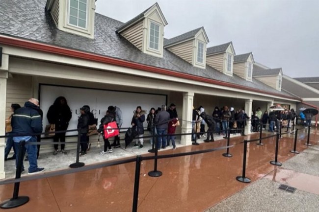 Yeni yıl öncesi New Jersey'de alışveriş çılgınlığı