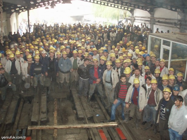 CHPNİN AMBLEMİNDEKİ DEVLETÇİLİK OKU KIRILDI !