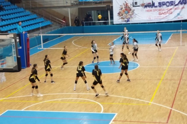 Keşan Yıldızı Spor Kulübü DSİ'yi 3-0 ile geçti