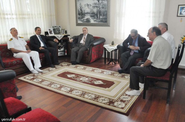 BAŞKAN UYSALDAN GAZİ VE ŞEHİT AİLELERİNE ZİYARET