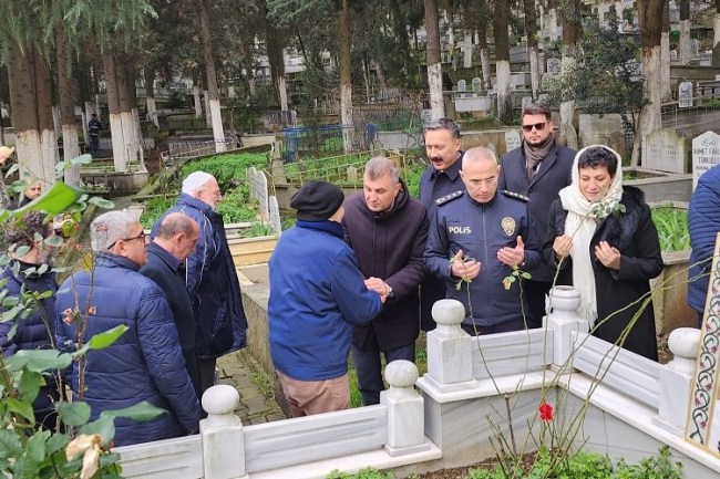 Şehit Demircan kabri başında dualarla anıldı