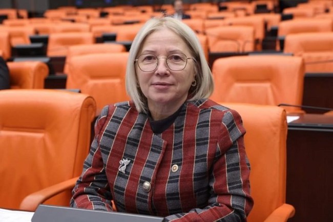 Yontar "Demokrasi ve hukuk devleti ilkeleri çiğnendi"