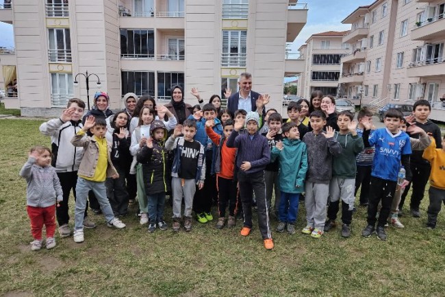 Başkan Sezer, "En güzel hizmet, gönüllere girmek"