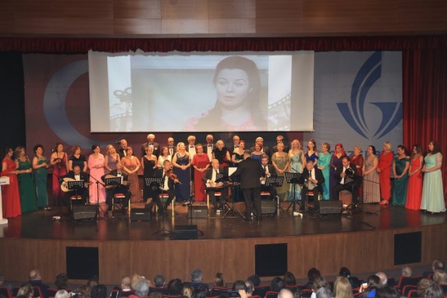 Başkan İnce'ye doğum günü sürprizi