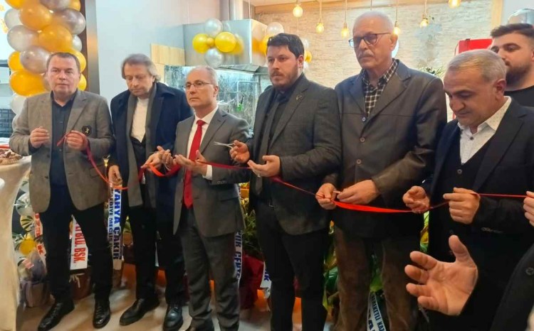 Açılışını YRP Kdz.Ereğli Belediye Başkan adayı Emre Karaarslan yaptı