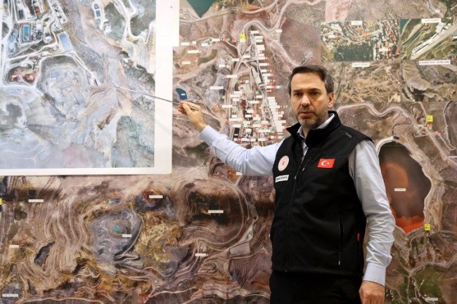 Bakan Bayraktar: "Emniyetli şekilde arama faaliyetlerini sürdürüyoruz"