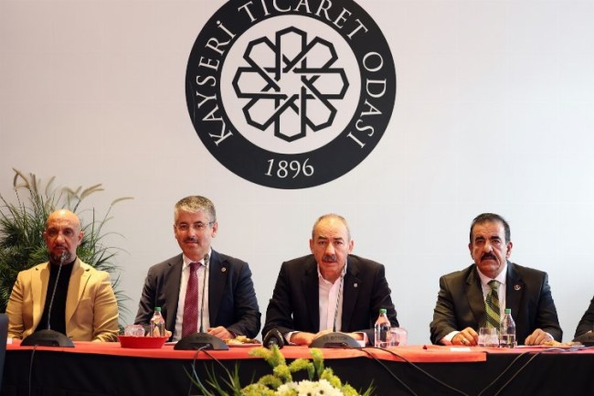 KTO'da yük ve yolcu taşımacılığı sektörü taleplerini Vekil Çopuroğlu'na iletti