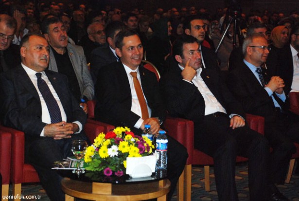 CANDAN: "HİÇBİR ZAMAN KİRLİ İTTİFAKLAR PEŞİNDE OLMADIK!.."