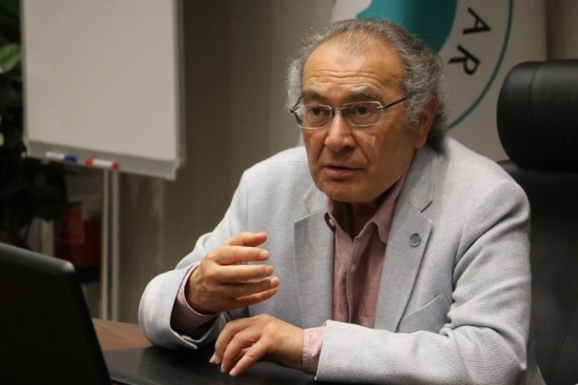 Psikiyatrist Nevzat Tarhan'ın fotoğraflarına dikkat! İnternet dolandırıcıları kullanıyor!