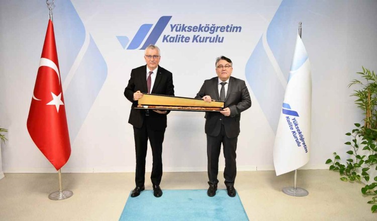 Rektör Özölçer'den YÖKAK Başkanı Kocabıçak'a ziyaret