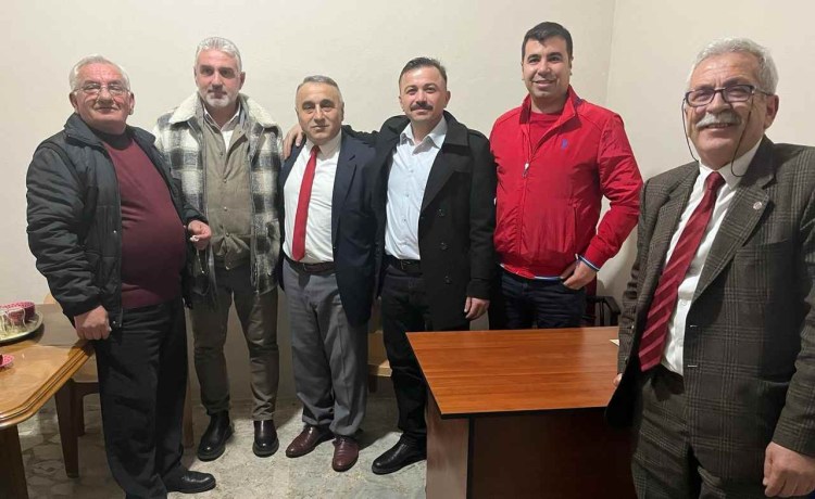 Rakip Partilerin Dostluk Günü