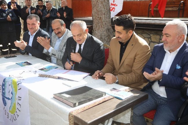 Yahyalı Belediyesi'nden işçilerine %85 zam