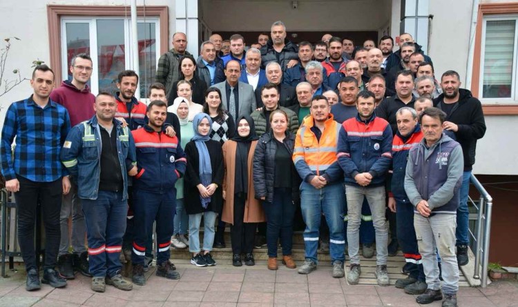 Gülüç’te şirket işçilerinin sendika sevinci