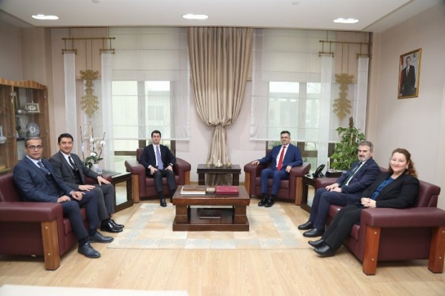 Sanayi ve Teknoloji Bakanlığı yöneticileri Bursateknopark'ta