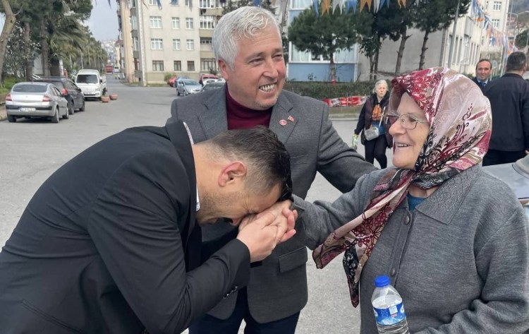 Gülüç halkından YRP adayı Acar’a tam destek