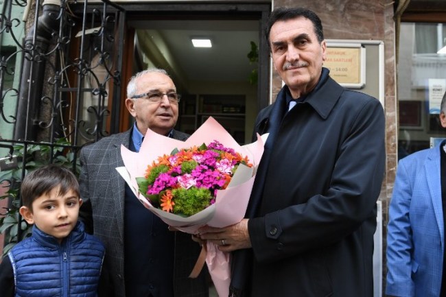 Dündar'dan Uluyol'da esnaf ziyareti