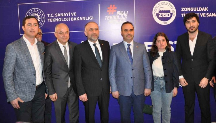 Sanayi ve Teknoloji Bakanı Kacır Zonguldak'ta iş insanları ile buluştu