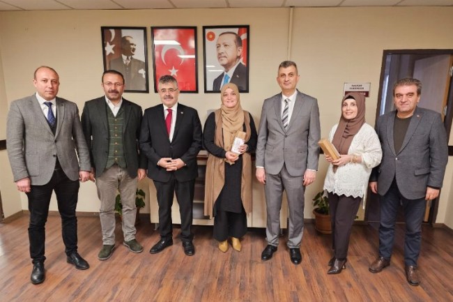 Gölcük'te kadınlar günü törenle kutlandı