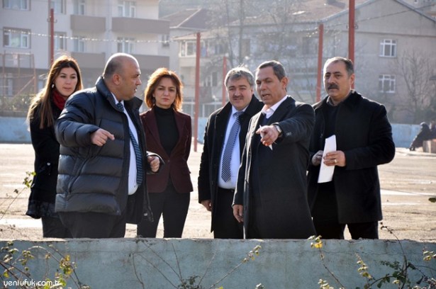 MAHALLELERE ÇIKTI, SORUNLARI YERİNDE İNCELEDİ