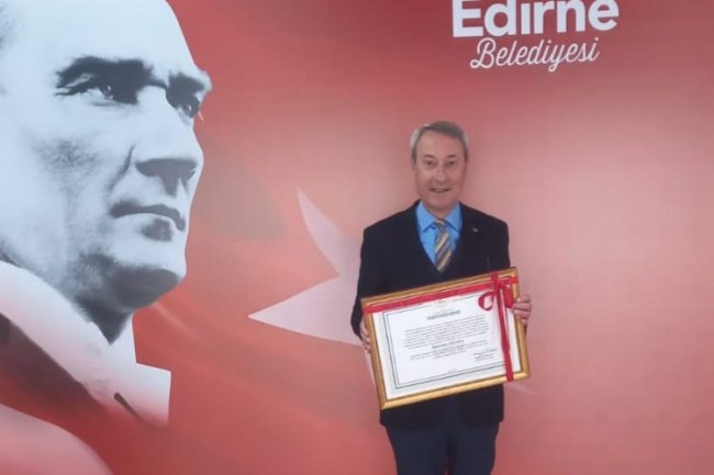 Edirne Belediye Meclisi'nden Bahri Bey'e turizm elçisi beratı verildi