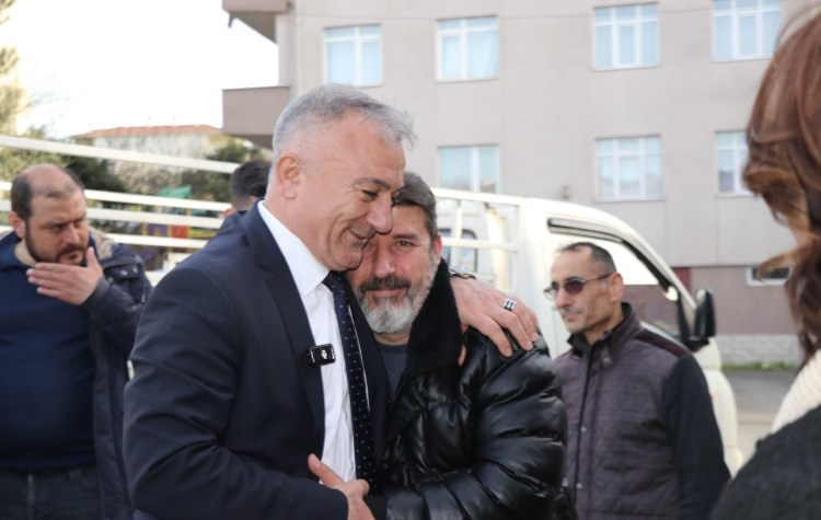 Kepez'de Sesli ve ekibine sevgi seli