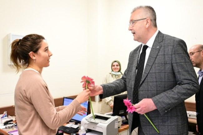Başkan Özkan 14 Mart Tıp Bayramı'nı kutladı