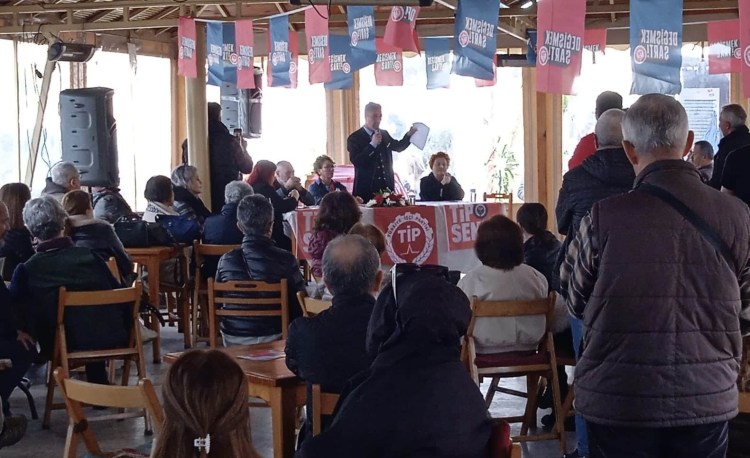 TİP adayı Amca, Bozhane’de halk ile buluştu