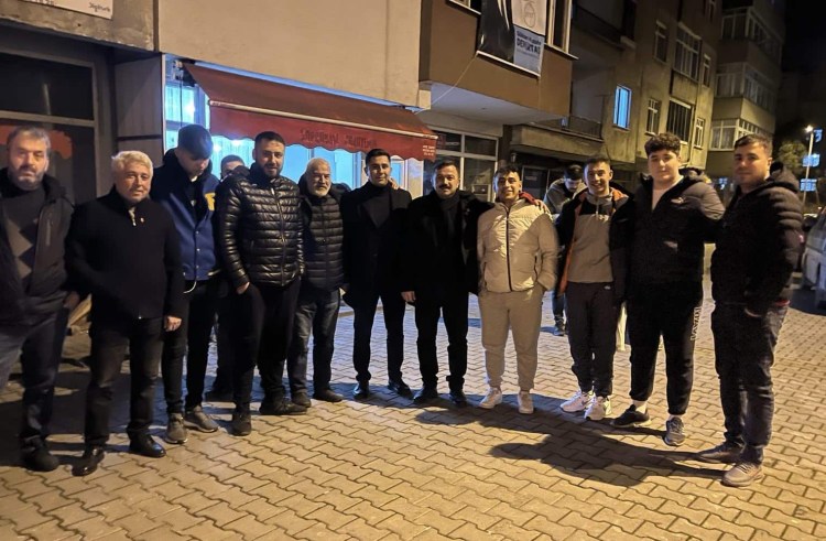 Gülüçlü gençlerden Acar’a büyük destek