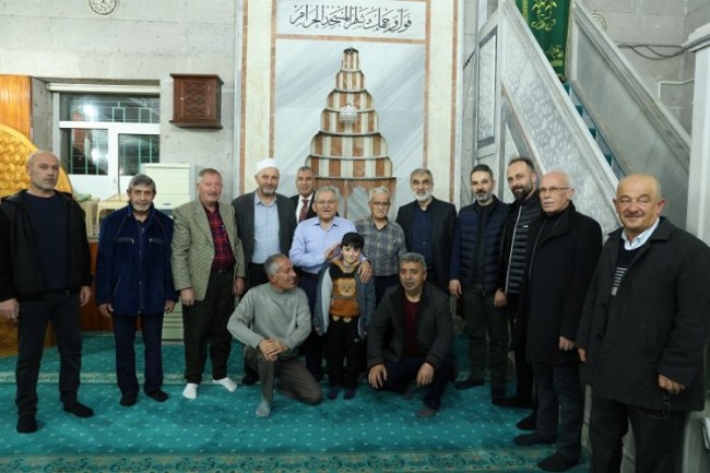 Büyükkılıç, Büyükşehir ve MÜSİAD'ın düzenlediği iftar programında