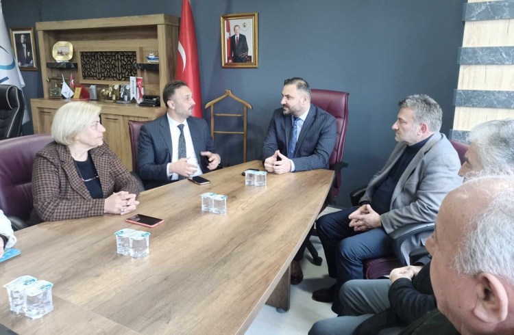 AK Parti Gökçebey adayından Elcab Kablo’ya ziyaret