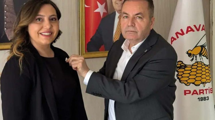 Ereğlili Tuvana Naz Ketene Ankara Büyükşehir Belediye Başkan adayı oldu