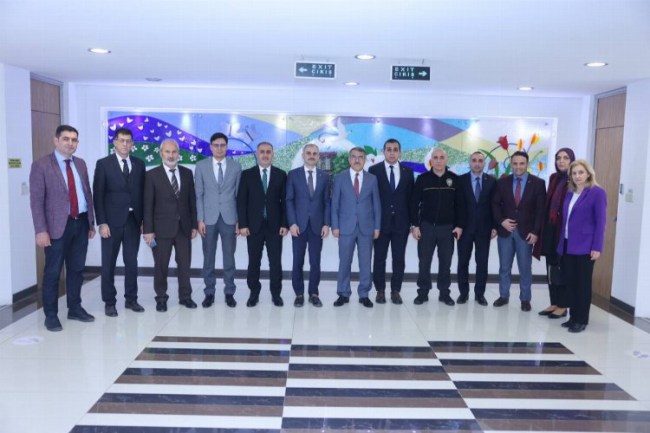 Kaymakam Önal ve kurum müdürlerinden Çiftçi'ye ziyaret