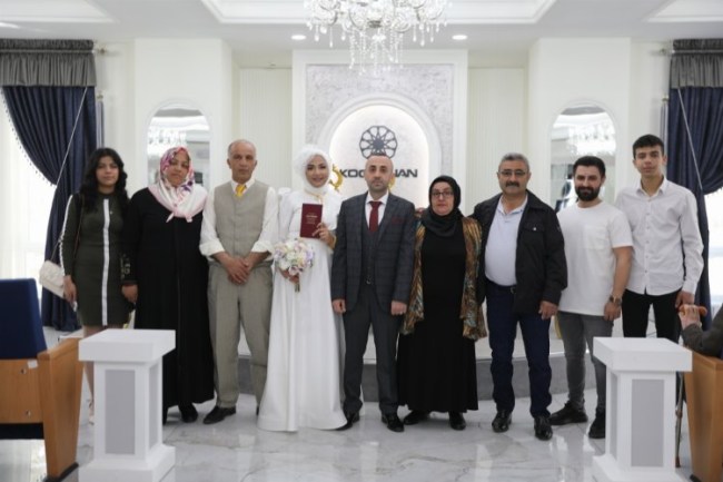 Kocasinan'da ‘04.04.2024' tarihinde 24 nikah kıyıldı