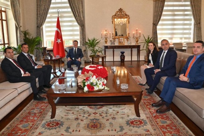Büyükşehir Başkanı Zeyrek'ten Vali Enver Ünlü'ye ziyaret