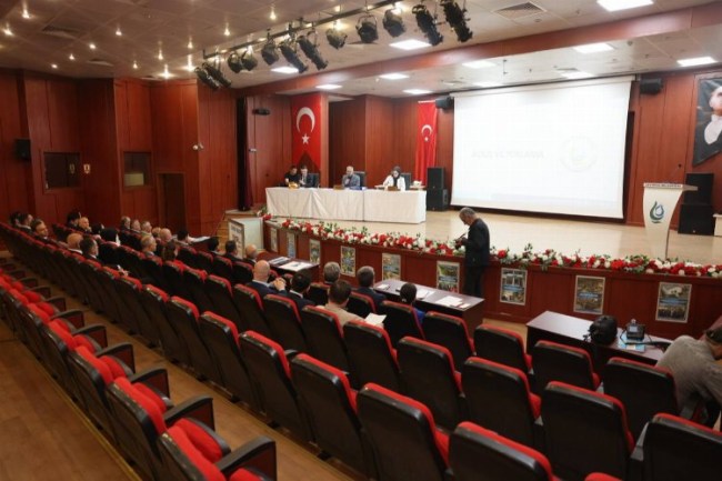 Çayırova'da yeni dönemin ilk meclisi yapıldı