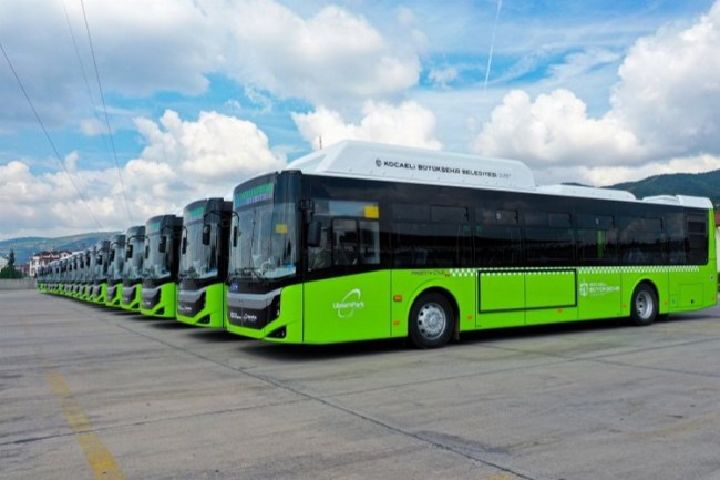 Kocaeli'nde bayramda mezarlıklara ücretsiz ulaşım