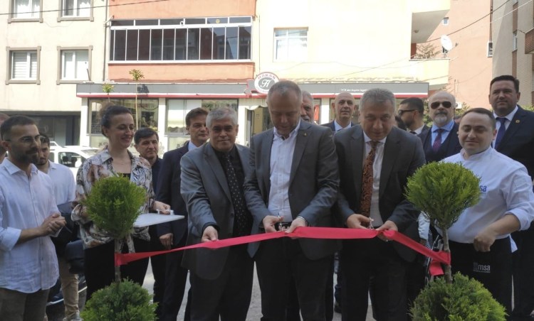 Denalı Burger hizmete açıldı