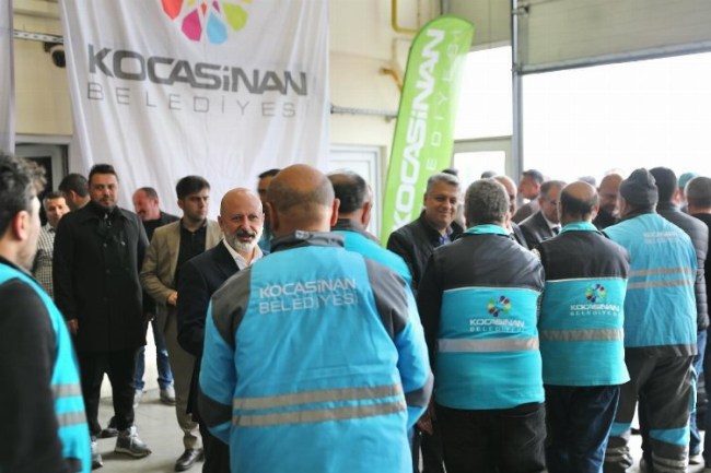 Başkan Çolakbayrakdar, "Bütün alanlarda farkını ortaya koyan belediyeyiz"