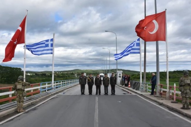Türk askeri yetkililerden Yunanistan'a ziyaret